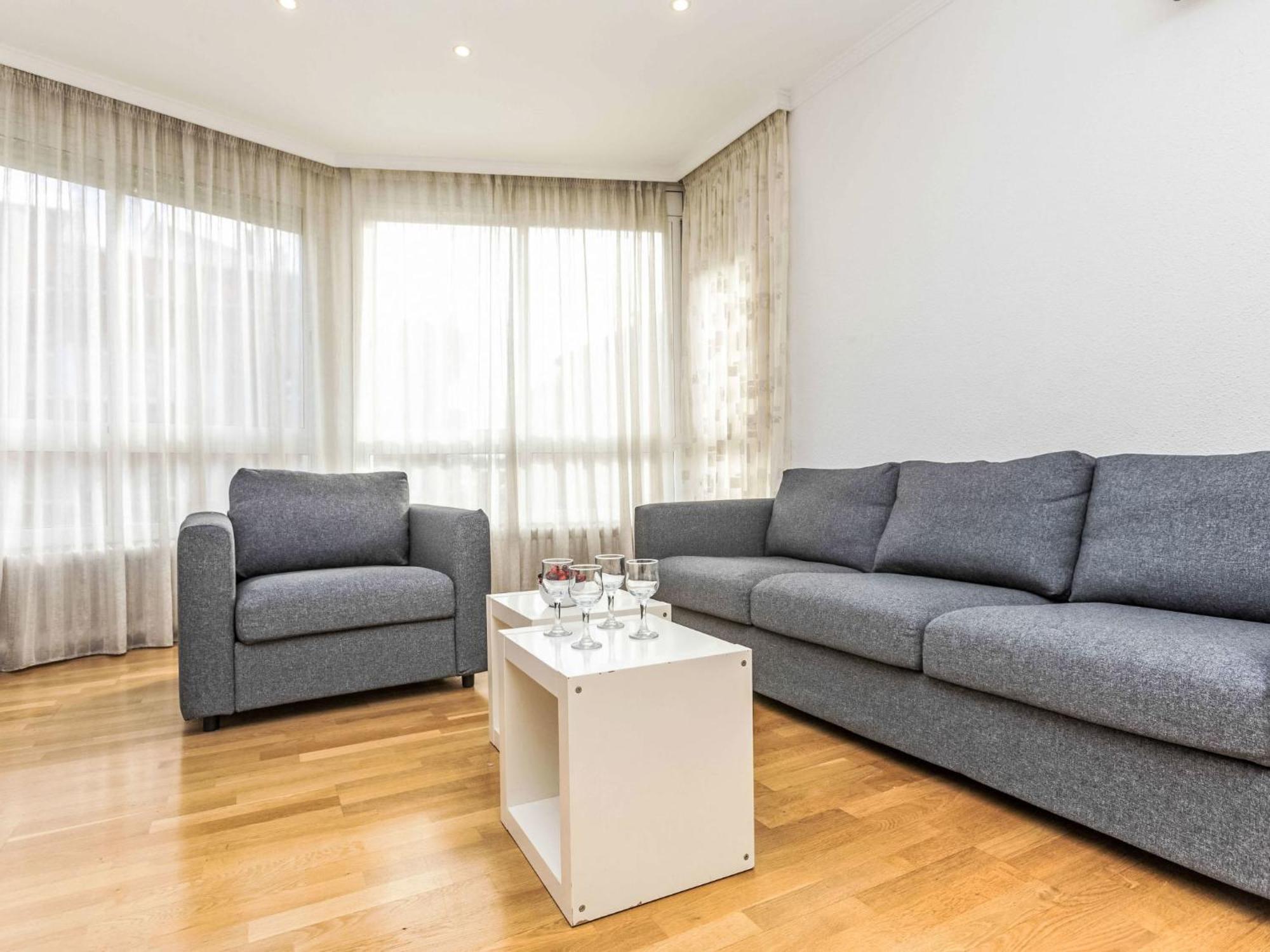 Apartment Sants-Les Corts Galileu By Interhome Барселона Екстер'єр фото