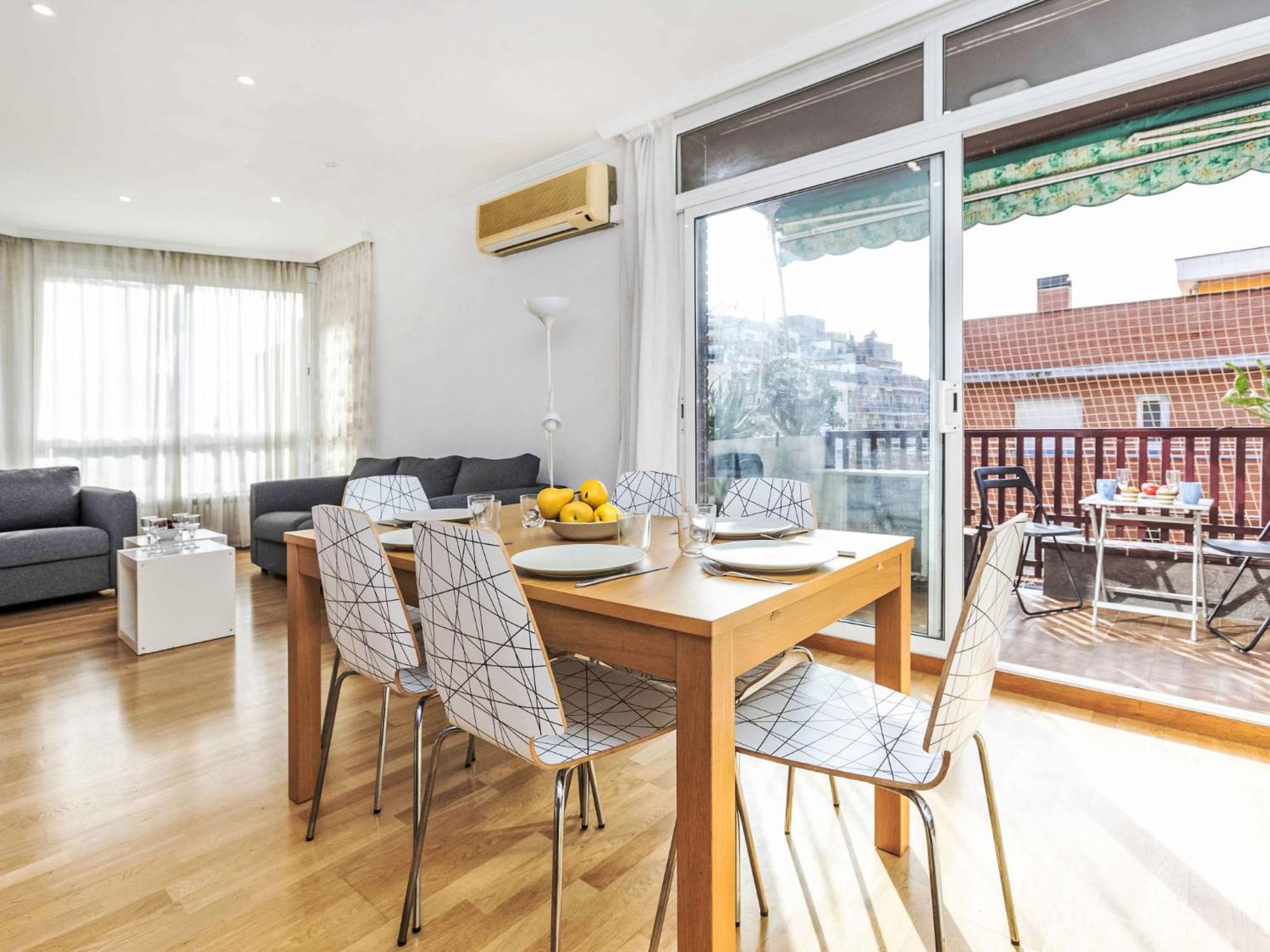 Apartment Sants-Les Corts Galileu By Interhome Барселона Екстер'єр фото