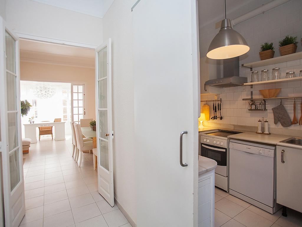Apartment Sants-Les Corts Galileu By Interhome Барселона Екстер'єр фото